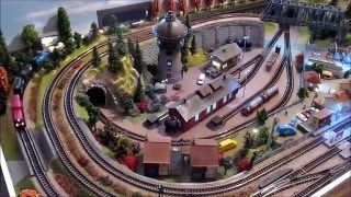 Train echelle N  Tour de circuit [upl. by Ecidnac]