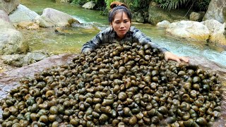 Cutting bamboo fence in the kitchen looking for stream snails  Thao Thi Ket [upl. by Hapte]