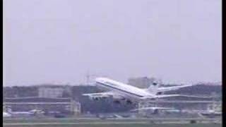 IL 96 Beautiful flight real Aviashow about Moscow 2005 [upl. by Mckale]