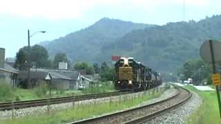 CSX 2788 Leads A Westbound Manifest [upl. by Narih]