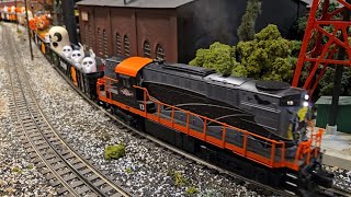 Halloween Train 2024 at Corner Field Model Railroad Museum [upl. by Georgy120]