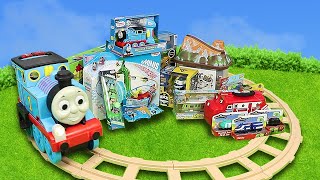 🚂 El tren Thomas en un circuito🚦 Niños Juguetes [upl. by Nylra]