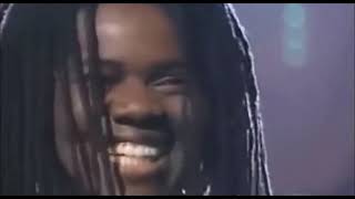 Give me one reason  Tracy Chapman and Eric Clapton 1999 Live Subtitulado al Castellano [upl. by Gessner]