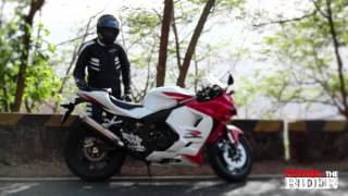 Hyosung GT250R Review  Power to the Rider [upl. by Paik607]