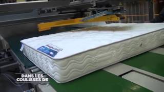 Fabrication des matelas  Etape 5  Emballage des matelas [upl. by Ecerahc431]