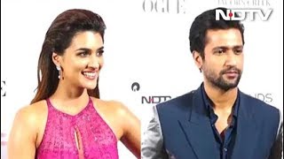 Vicky Kaushal And Kriti Sanon Add Glamour At Vogue Beauty Awards 2019 [upl. by Ziom]