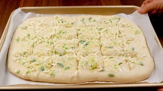 This is the EASIEST and MOST DELICIOUS garlic cheese bread recipe [upl. by Anoerb]