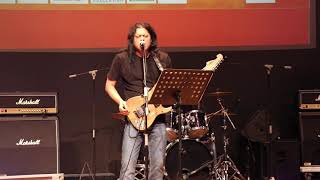 Asbar Kale Aslam Eka By James  Nogor Baul  Bangladesh Concert Singapore 2018 [upl. by Aenyl264]