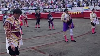 MANIZALES 2024  3era corrida  Paseíllo y minuto de silencio en el inicio de la tercera de abono [upl. by Euqininod]