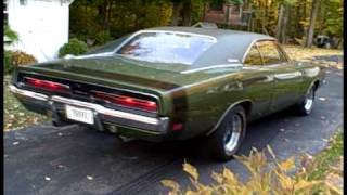 Burnouts in a 600hp 69 Dodge Charger [upl. by Sugihara410]