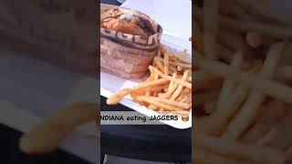 Jaggers Burger Filipina eating for the first time [upl. by Noitna]