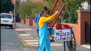 ChuckleVision S03E06 Window Wind Ups 6th January 1990 TVRip [upl. by Wiggins]