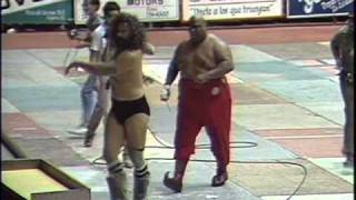 WWC Bruiser Brody vs Abdullah The Butcher [upl. by Iniretake]