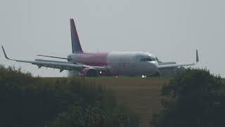 Wizzair Airbus A321 LondonLuton Airport plane spotting  take off [upl. by Schnur823]