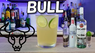 🍺¿Cómo Preparar EL BULL 🐮  Delicioso Coctel con Ron y Cerveza  Drinkiando [upl. by Erihppas]