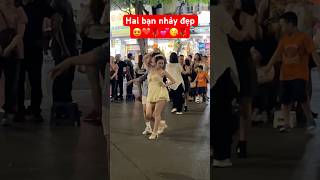 Hai bạn trẻ nhảy đẹp cuốn hút trên phố đi bộ Hồ Gươm dance giaitri xuhuong [upl. by Giliana969]