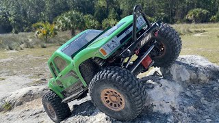 Axial SCX6 proline cliffhanger body and metal upgrades making all the lines look easy [upl. by Anivek]