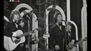 The Hollies  Jennifer Eccles Live 1968 [upl. by Ravo]