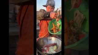 Asiático cocinando y comiendo MARISCOS del mar🦪🦞🍣🍜🤤 [upl. by Adnuahs480]