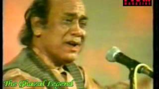 Mehdi Hassan live  Ranjish hi sahi dil hi dukhanay kay liye aa 33 [upl. by Yong678]