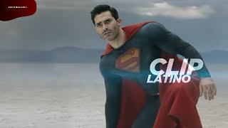 Superman And Lois 2x04 quotSuperman Of América Vs Bizarroquot Clip Latino [upl. by Halyak458]