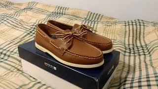 Sperry Topsider Boat Shoes Tan Authentic Original 2 Eye Review Urban Outfitters [upl. by Delmer]