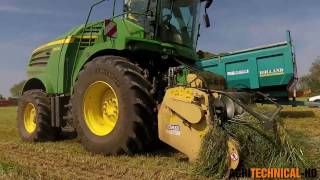 ENSILAGE DHERBE  NEW JOHN DEERE 8500i  PICKUP IDASS [upl. by Ludwig658]