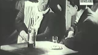 TOMO Y OBLIGO  tango  Carlos Gardel en la película Las luces de Buenos Aires 1931 [upl. by Goddart278]