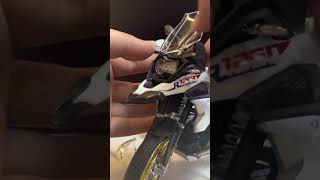 BMW R1250GS with trunk diecastmodels scalemodelcars motorcycle bmw bmwr1250gs sportbike short [upl. by Atir]