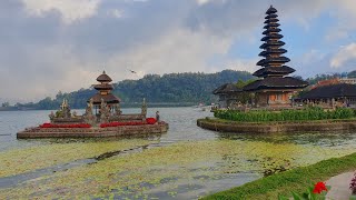 Jalanjalan melihat Pura Ulun Danu di tengah Danau Beratan Bedugul Kabupaten Tabanan Bali [upl. by Schecter]