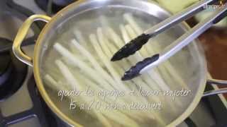 Comment faire cuire des asperges [upl. by Htenywg]