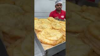 Sita Ram ji ke Paharganj Wale Chole Bhature pettoosingh shorts [upl. by Peyter]