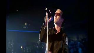 U2  New Years Day Chicago 2005 Live [upl. by Angeli]