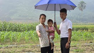 Kind mother supports policeman to help single mother [upl. by Aneladgam866]