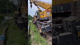 XCMG CRANE FAILS  DANGEROUS HEAVY EQUIPMENT FAILS  TRUCK CRANE FAILS liebherr heavyequipment [upl. by Wailoo]