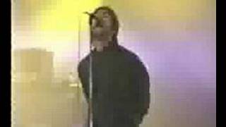 Oasis  Acquiesce  Roskilde 1995 2 [upl. by Airrehs227]