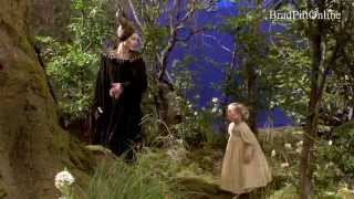 Angelina Jolie and kids behind the scene of Maleficent [upl. by Muna59]