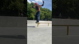 Nollie lip slide shuv out  скейтбординг [upl. by Nnanerak]