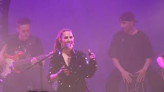 Desaparecer  Malú  Tour A Todo Sí Granada 060424 [upl. by Aneri]