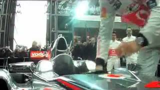 Presentaciones F1 2011  Car and Driver Formula1 [upl. by Ilam]