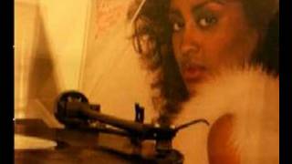 Phyllis Hyman  You Know How To Love Me [upl. by Aseyt292]