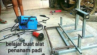 Belajar membuat alat penanam padi bagian 1 [upl. by Garland]