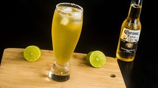 Cómo Preparar una Michelada coctel de cerveza Corona [upl. by Lukas27]