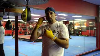 How to hit the speed bag Speedbag for beginners [upl. by Raseta]