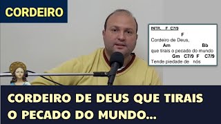 CORDEIRO DE DEUS QUE TIRAIS O PECADO DO MUNDO Cifra LITÚRGICO DOMINGO do TEMPO COMUM Missa Adaptado [upl. by Marj535]