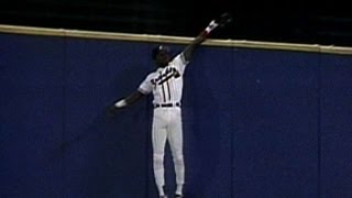 Otis Nixon CLIMBS the wall like SpiderMan to rob a home run [upl. by Stryker]