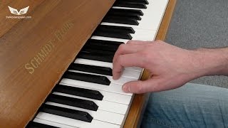 Richtige Fingerhaltung und optimaler Anschlag am Klavier  Inklusive 2 Übungen [upl. by Lebiralc297]