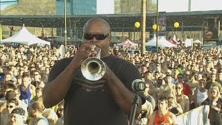 Famous trumpeter Jesse McGuire kicks of Pats Run [upl. by Livesay]