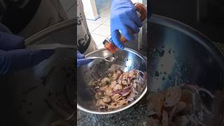 El ceviche de camarón food recipe [upl. by Iniffit]