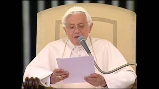 Benedetto XVI spiega San Tommaso ed il rapporto inscindibile fra fede e ragione [upl. by Rigdon]